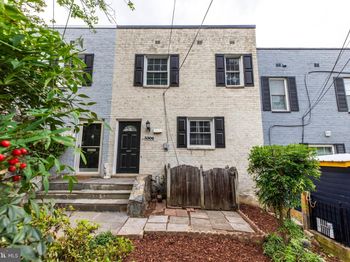 3306 Landover