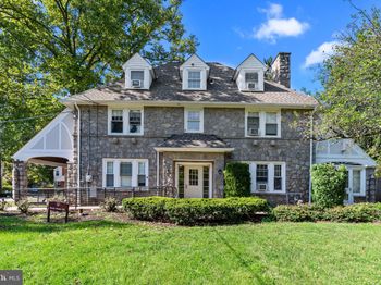 944 Main
