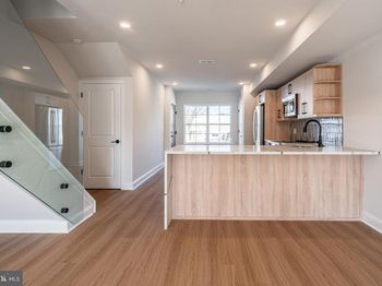 4092 Conshohocken