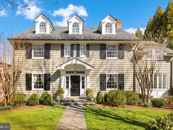 33 Lenox