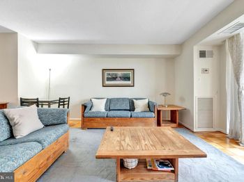 4601 Park