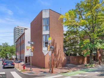 639 Pine