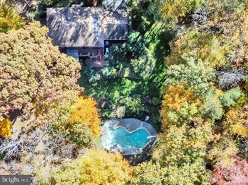 8150 Wolf Run Shoals