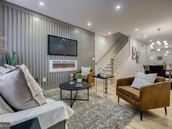 2915 Walbrook