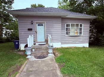 4006 Chesmont