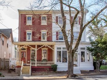 36 Clinton