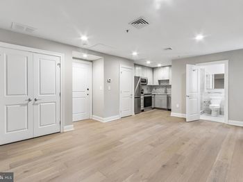 222 Rittenhouse