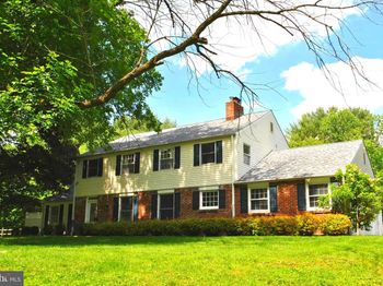 403 Brinton Lake