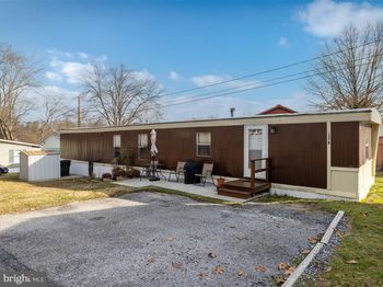 157b Chesapeake Mobile Court