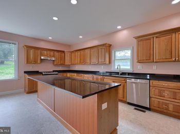 220 Forge Hill
