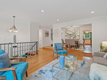 7234 Taveshire