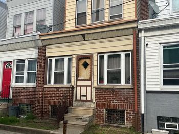 5721 Lawrence