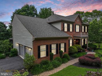 5590 Broadmoor