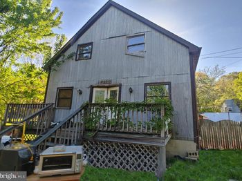 6070 Shady Side