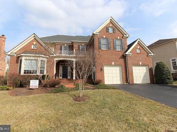15709 Spyglass Hill