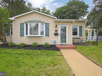 1002 Emerald