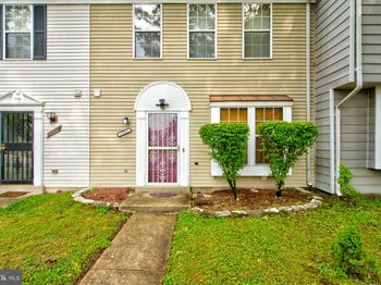 1008 Hanbury