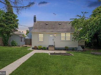 7821 Wendover