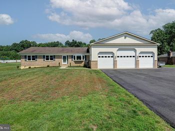 121 Pine Valley