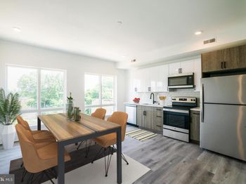 1420 Point Breeze