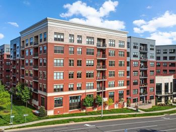 2960 Vaden