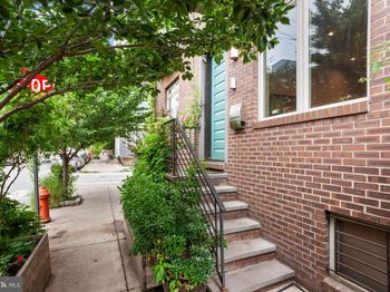 219 Fairmount