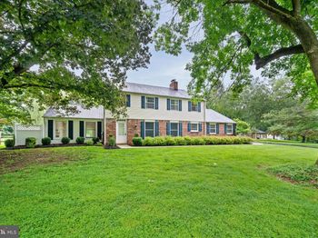 403 Brinton Lake