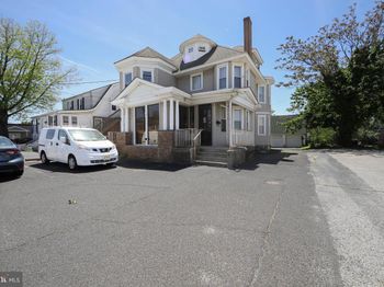 604 White Horse