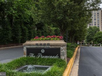 5225 Pooks Hill