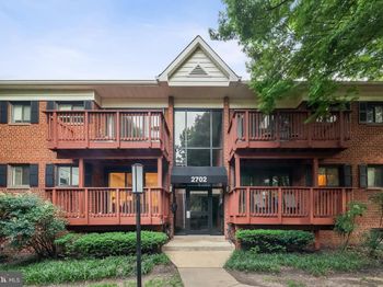 2702 Dartmouth