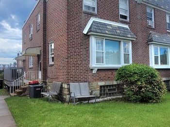 1810 Oakmont