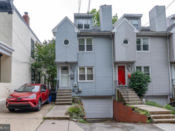 3548 Calumet
