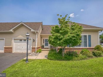 1 Hedge Row