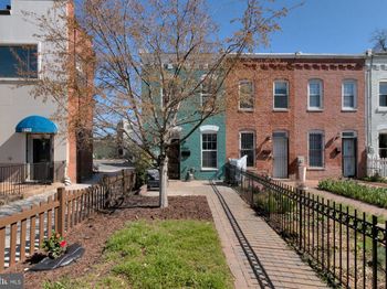 1504 Massachusetts