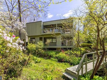 140 Laurel