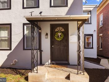 255 Chestnut