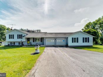 1423 Hallowell