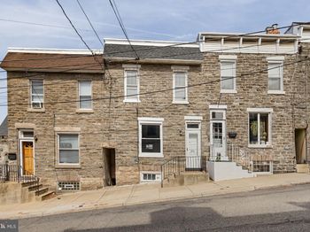 213 Dawson