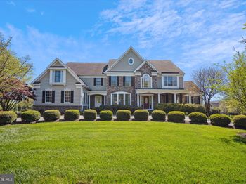 14302 Roxbury Meadow
