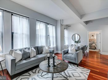 1500 Chestnut