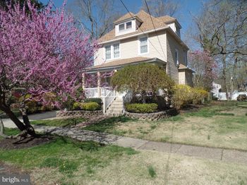 1309 Locust