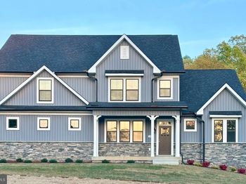 185 Dolittle Farm