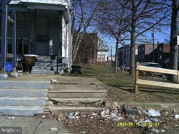 1703 Erie