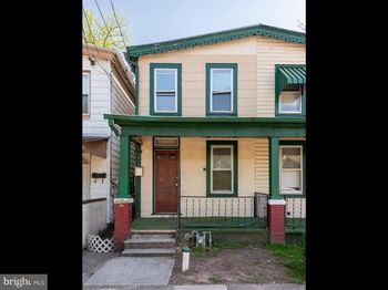564 Walnut