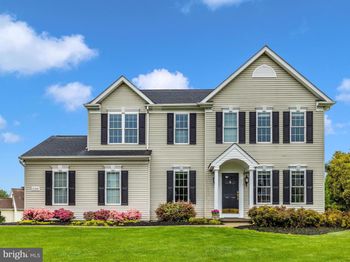 13241 Manor