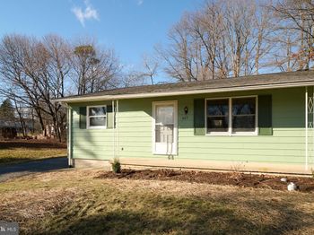 327 Strouse