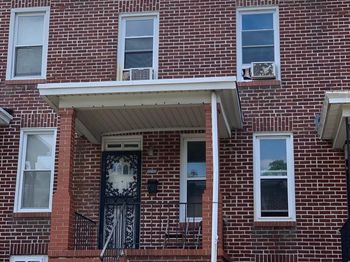 3205 Ravenwood