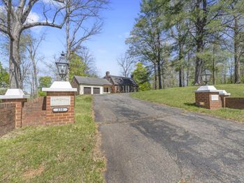 330 Carrsbrook Dr