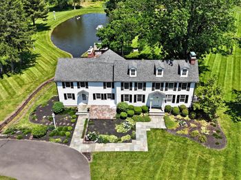 220 Stoopville