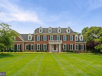 6410 Noble Rock